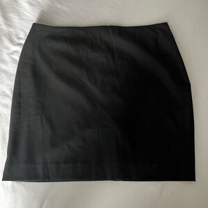 Banana Republic Sleek Black Pencil Skirt